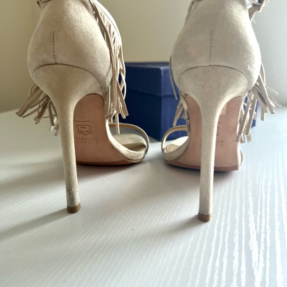 Stuart Weitzman Lovefringe Suede Sandal - size 6.5 - Picture 5 of 9
